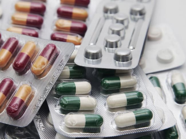 Contraloría denuncia medicamentos con millonarios recobros indebidos
