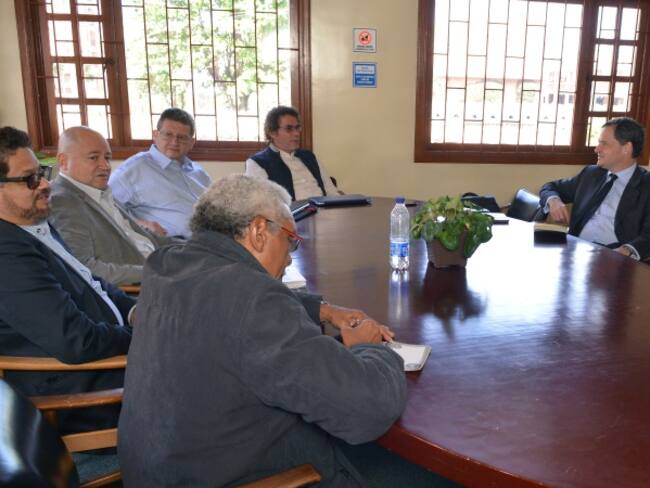 Negociadores del Gobierno se reúnen de nuevo con el secretariado de las Farc