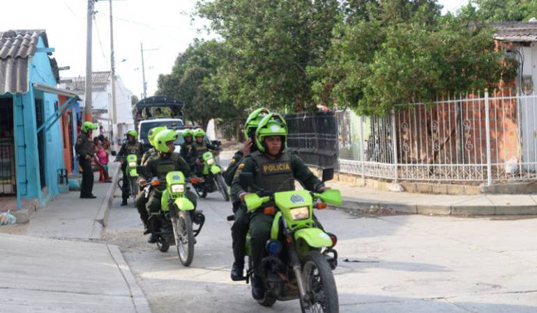 Patrullajes de la policía-foto archivo de referencia