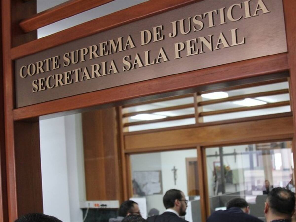 Corte Suprema llevará de nuevo a juicio al ex senador Álvaro García