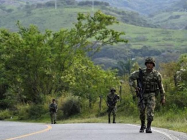 Ofrecen 60 millones de pesos por responsables de atentados en Arauca