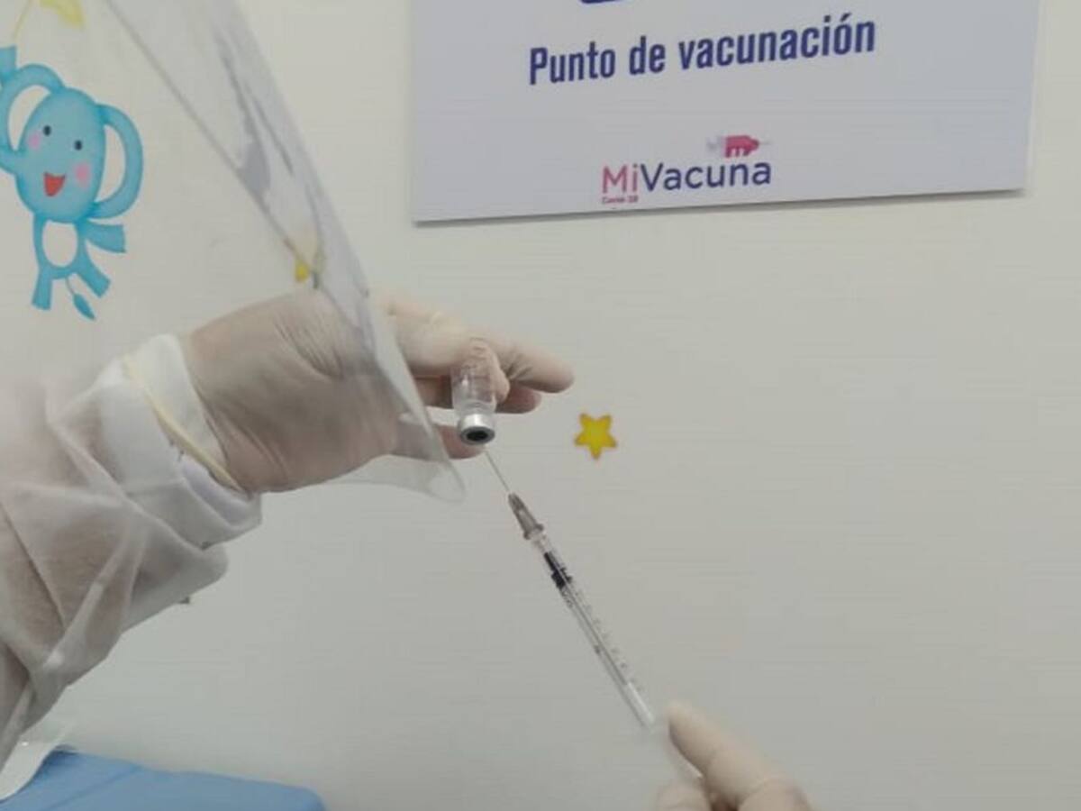 Con agendamiento inicia vacunación para menores de 12 a 14 años de edad