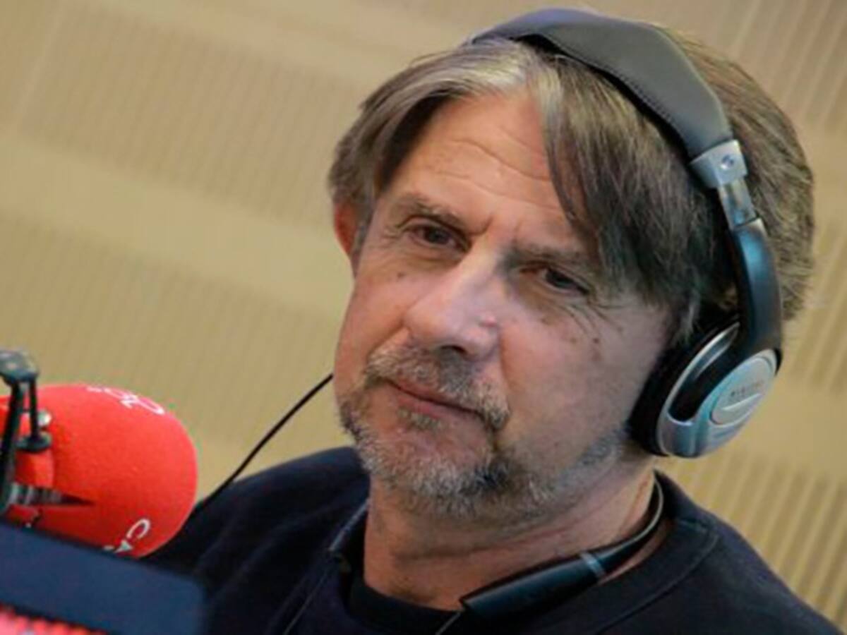 Victor Mallarino saluda a Caracol Radio en sus 70 años