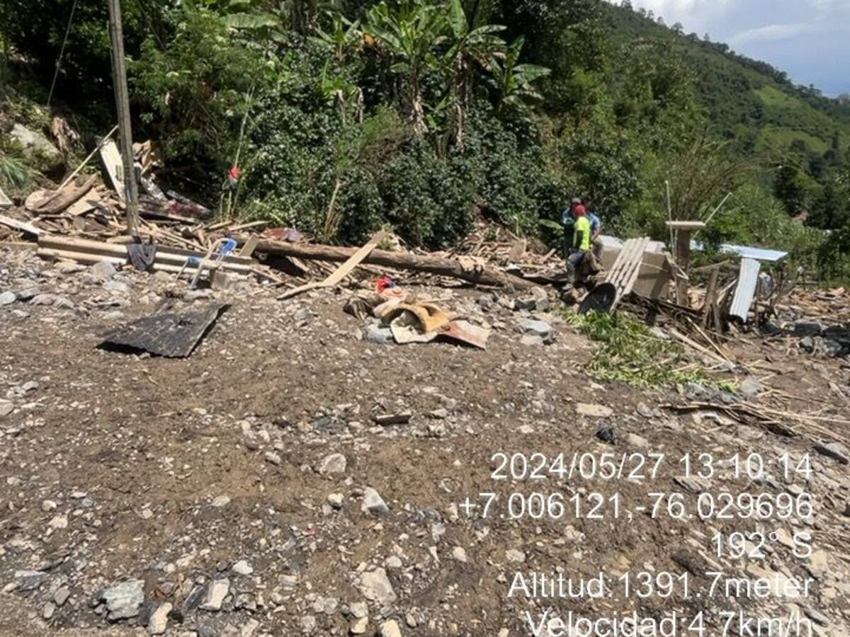 En Dabeiba, una avalancha afectó siete casas en la vereda Camparrusia