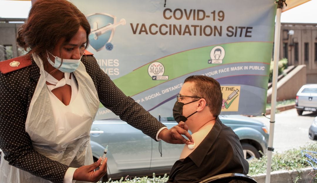 Vacunación en Sudáfrica