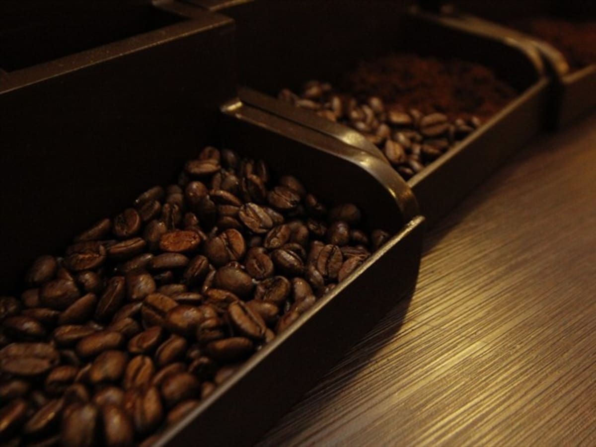 Denuncian que Café Oma no está pagando el arriendo por sus locales