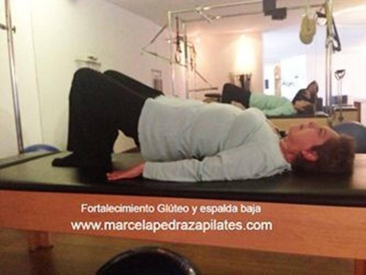 No olvide ejercitar la espalda baja.