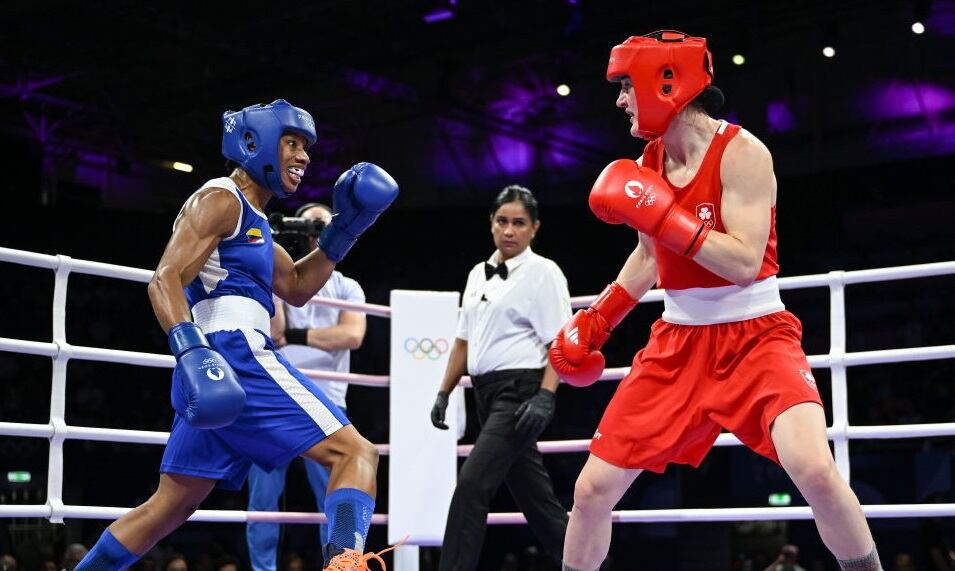 Angie Valdés (azul) y Kellie Harrington(rojo) / Getty Images