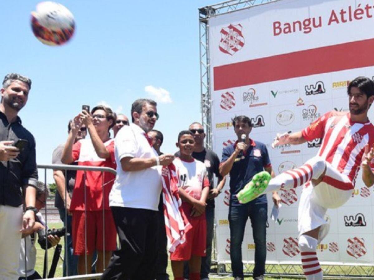 Sebastián Abreu llega a 23 clubes en su carrera