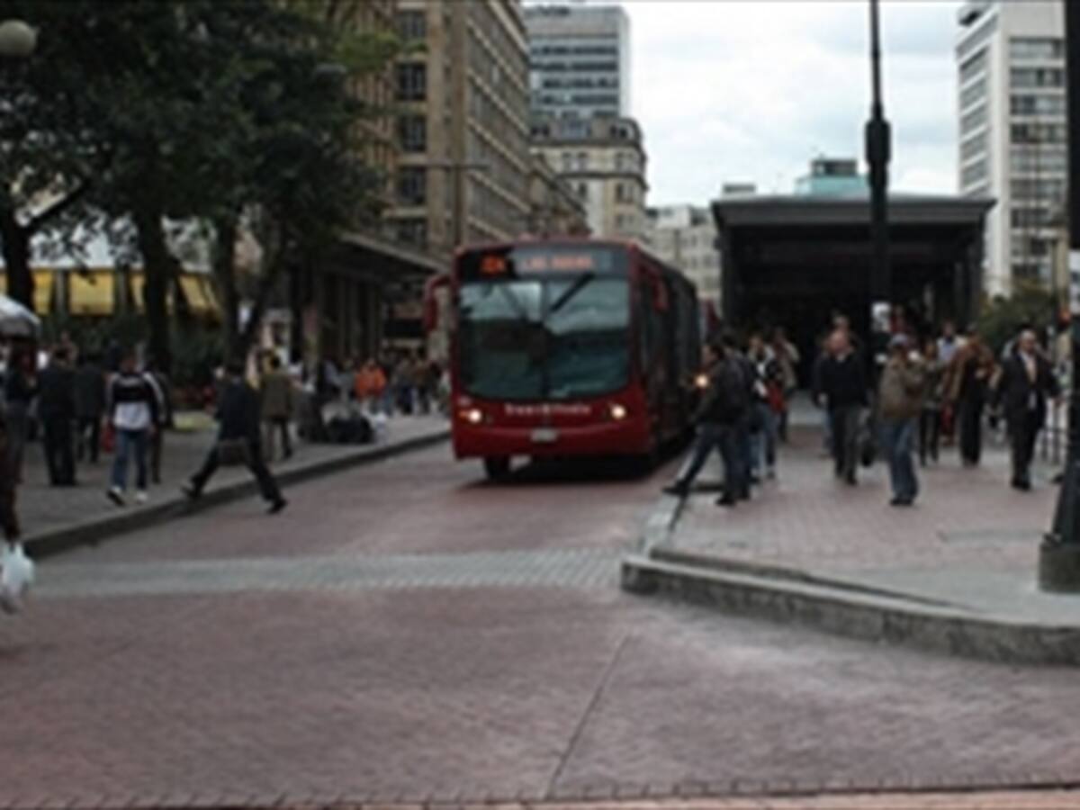 Distrito evalúa culminación de contrato con recaudadora de Transmilenio