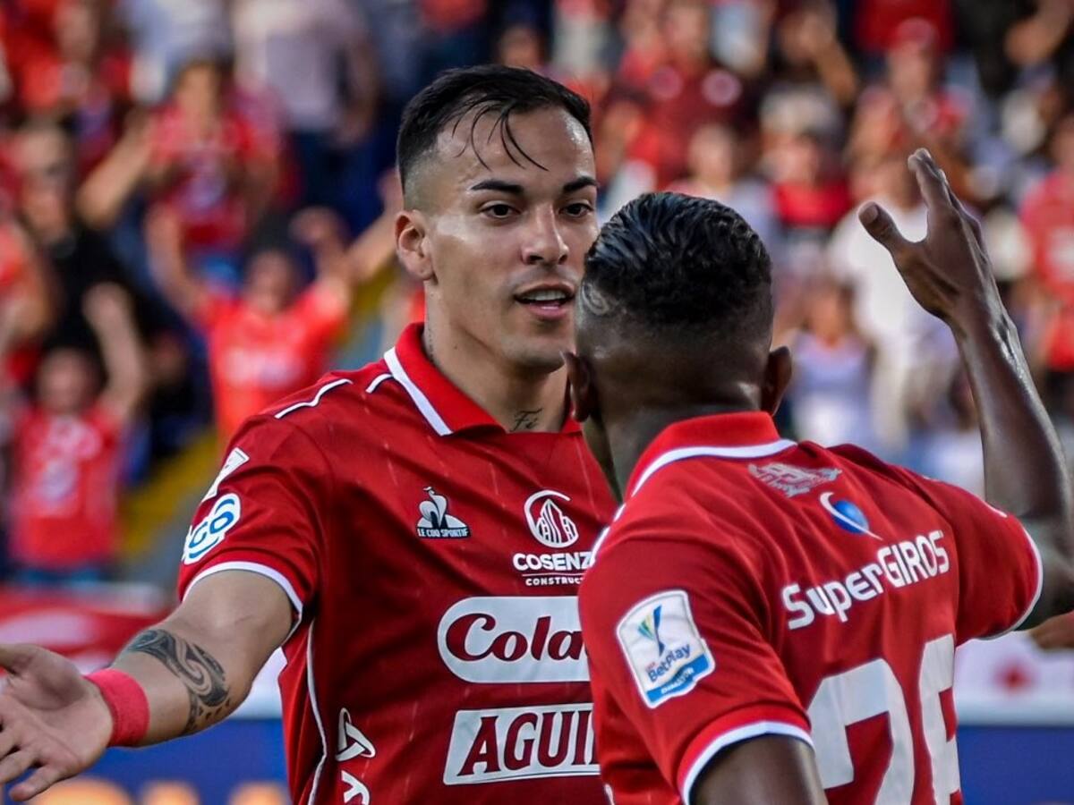 América sufre, pero derrota al Tolima en el estreno de Lucas González