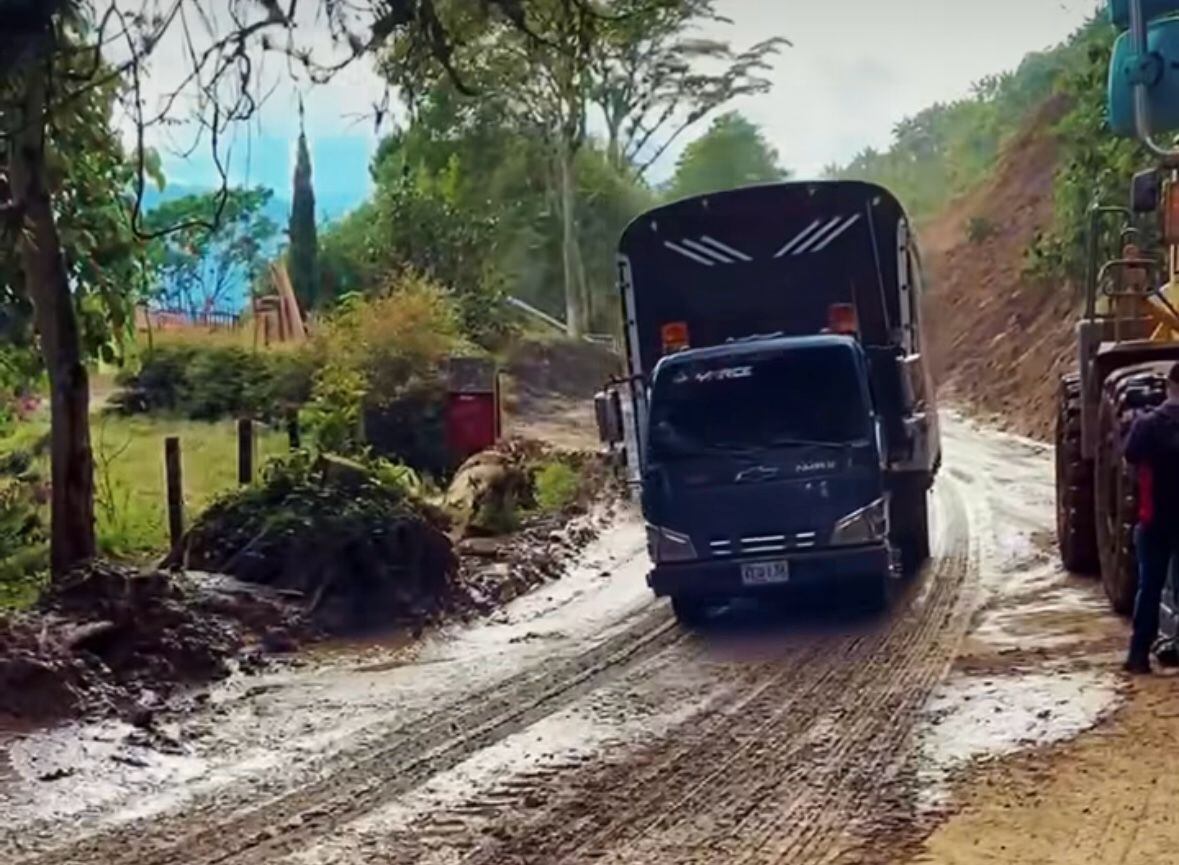 Apertura vía Andes-Jardín. Cortesía.