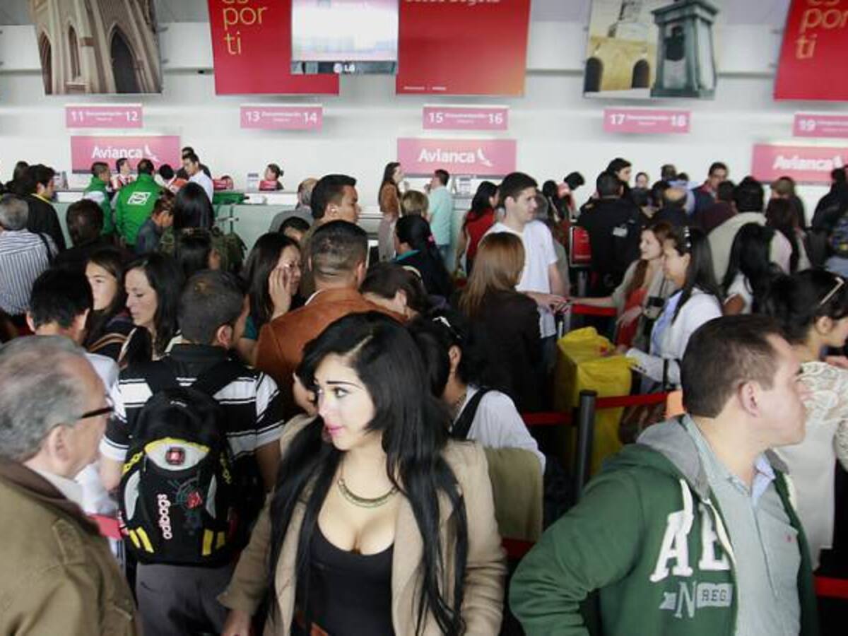 Estos son algunos efectos del paro de pilotos en Bogotá