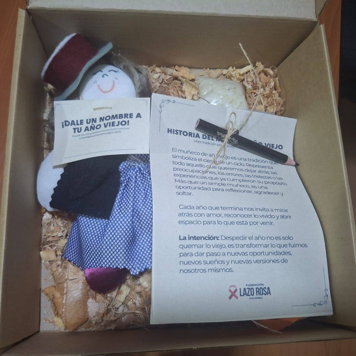 En el Quindío pacientes diagnosticadas con cáncer elaboran kits de año viejo