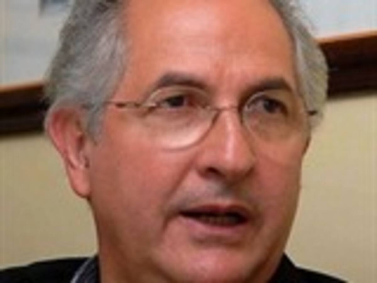 Samuel Moreno no recibió a Antonio José Ledezma, alcalde de Caracas al que Hugo Chávez le hace la guerra y que debe despachar en su ciudad desde un automóvil