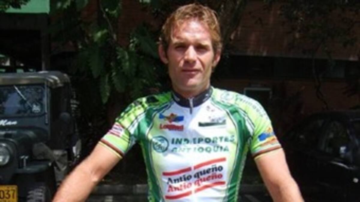 Santiago Botero se retira de la Vuelta a Colombia en etapa que gana Giovanni Báez