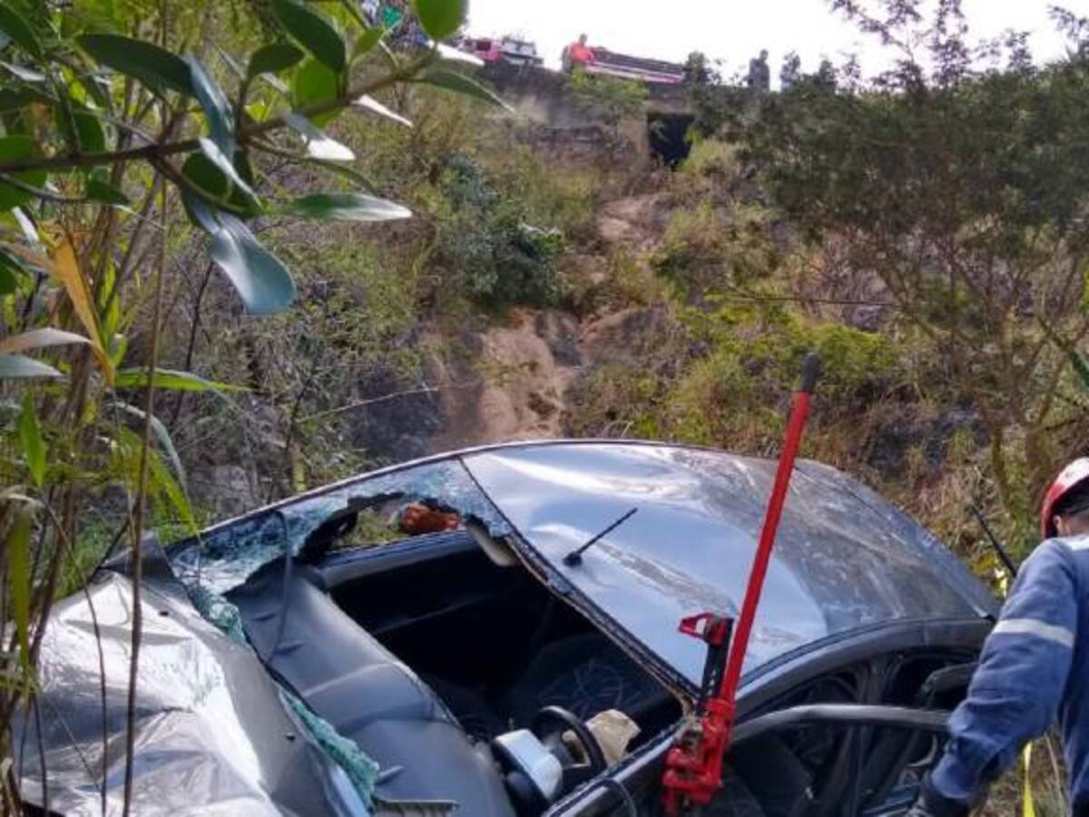 Cuatro heridos deja accidente en la vía a Yumbo