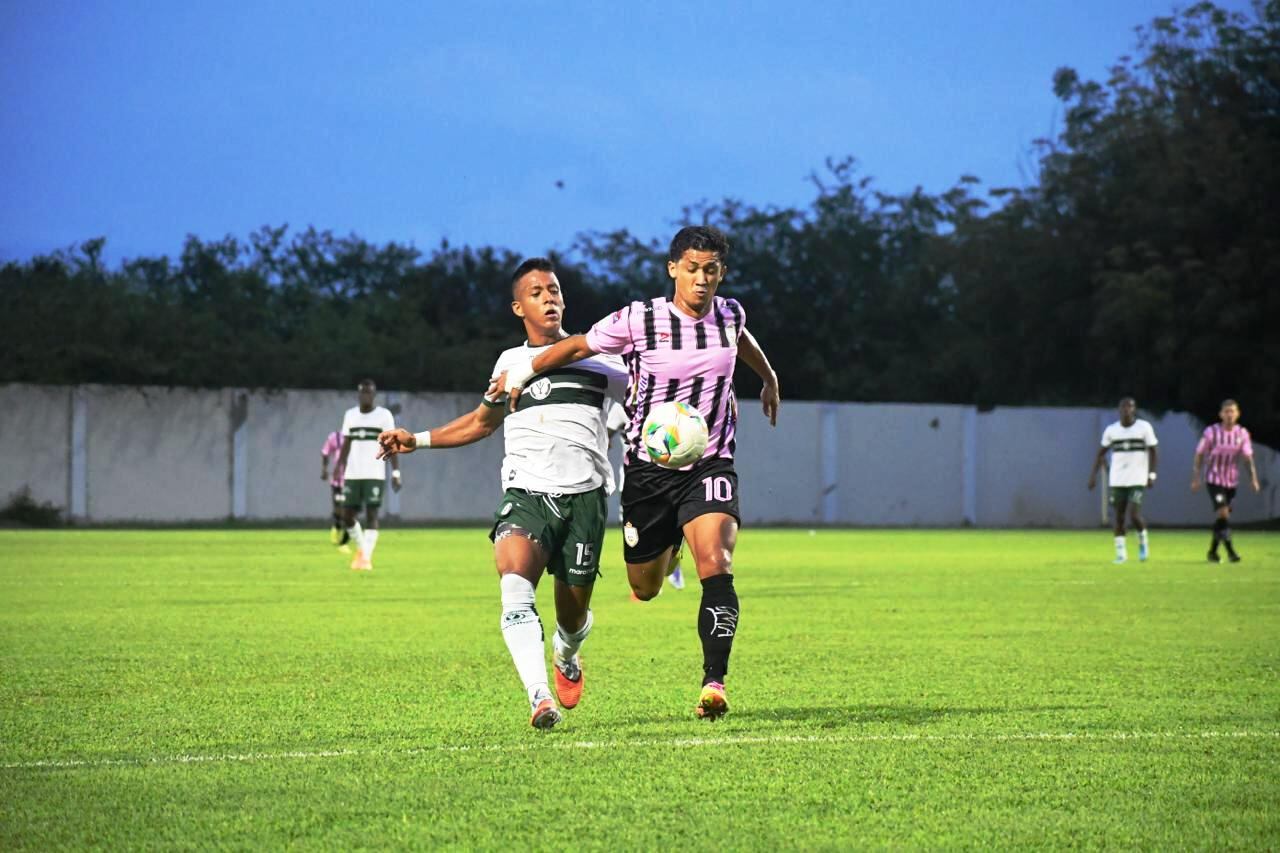 Real Cartagena mantiene su invicto