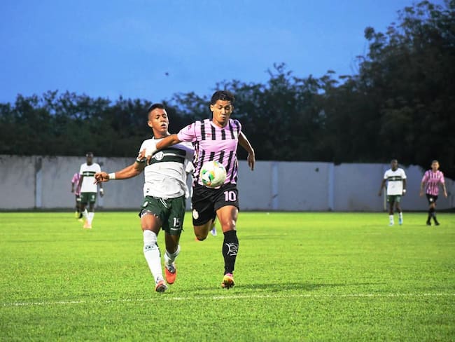 Real Cartagena mantiene su invicto