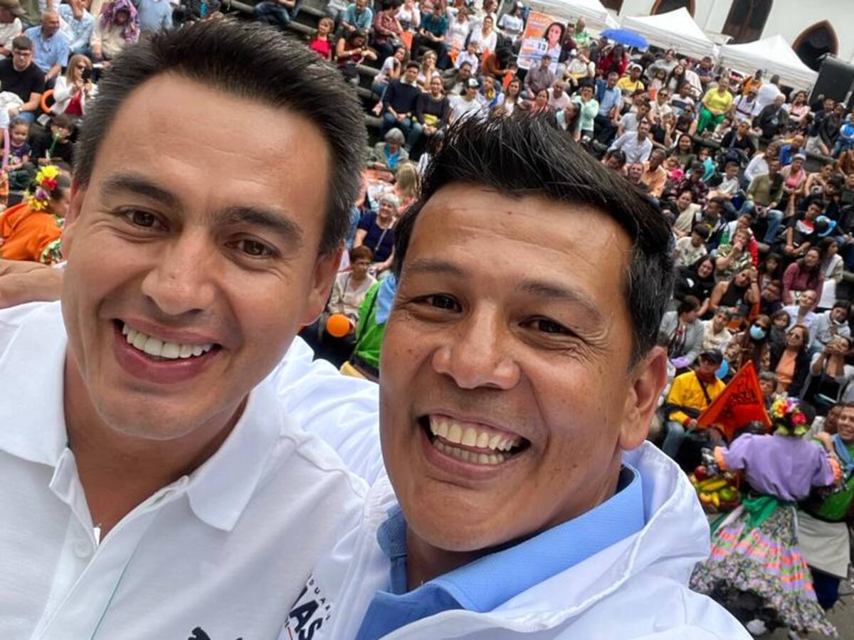 Diego Espinoza “el Ninja” declina su aspiración a la Alcaldía para apoyar a Rojas