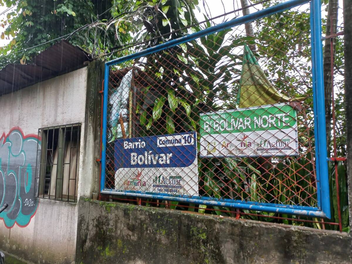 Lluvias: ¿Qué dicen habitantes del barrio Bolívar Norte en alerta por derrumbe en Armenia?