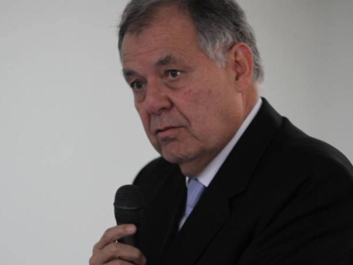 Procurador denuncia que Ejército le canceló traslado aéreo al Cesar