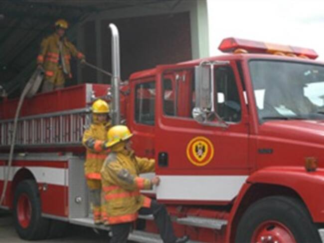 Cuerpo oficial de bomberos. El Tiempo