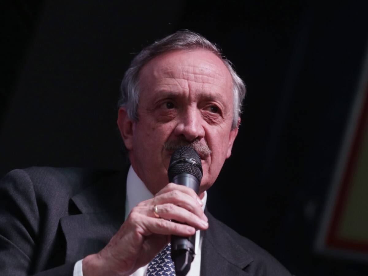 "Uno tiene que favorecer a los de menores ingresos": Enrique Camacho