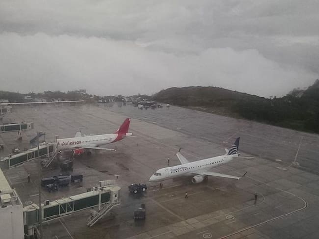 Invierno provoca cierre del aeropuerto y de vía a Cúcuta