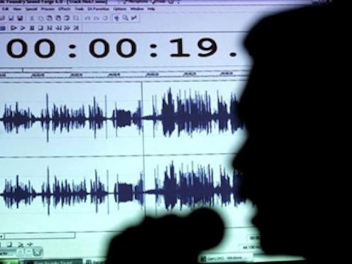 Victimas de 'chuzadas' pedirán la captura de la exdirectora del DAS y del exsecretario privado de la Presidencia