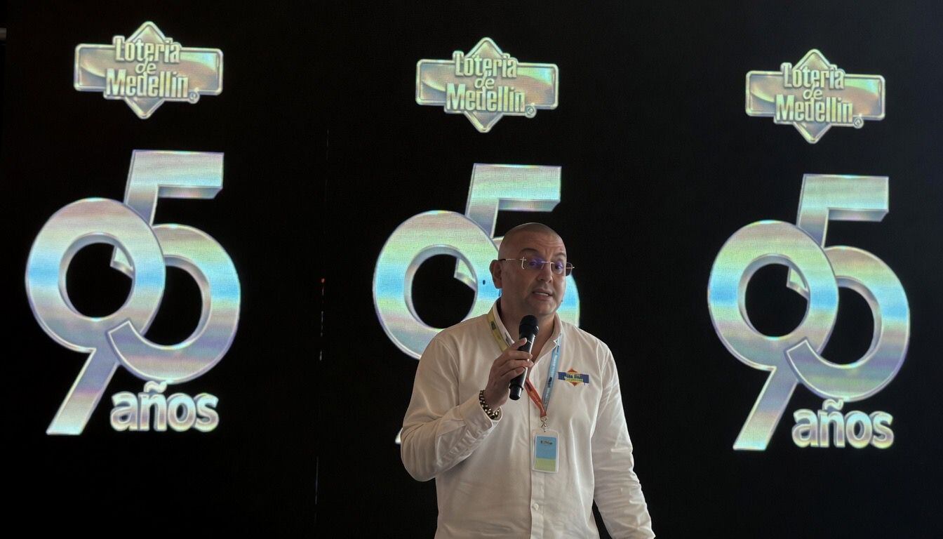 Celebración de los 95 años de La Lotería de Medellín. Foto: Caracol Radio Medellín