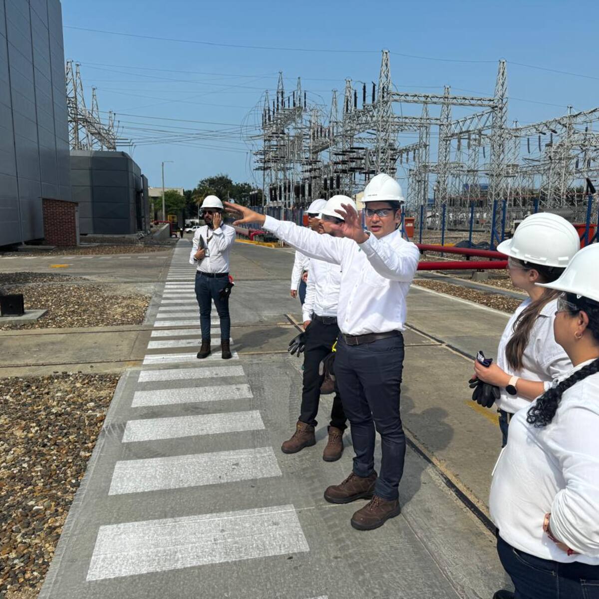 Superservicios inspecciona importadoras y comercializadoras de gas natural