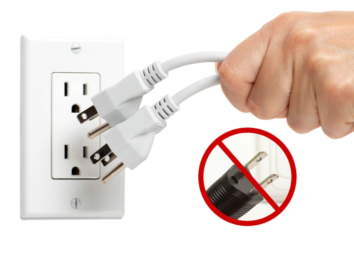 ¿Qué función cumple la tercera pata de un enchufe? Esto pasaría si la quita