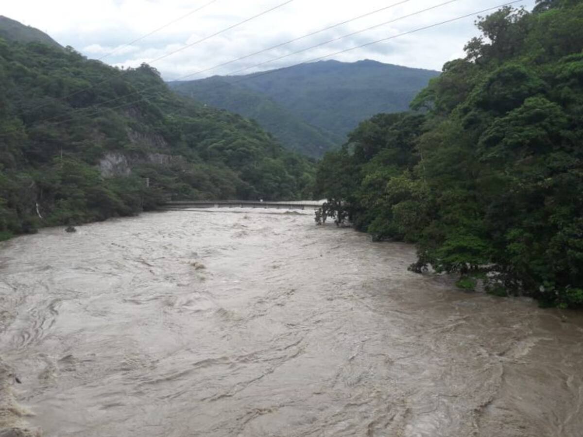 Recomiendan a municipios aguas abajo de Hidroituango mantener alerta