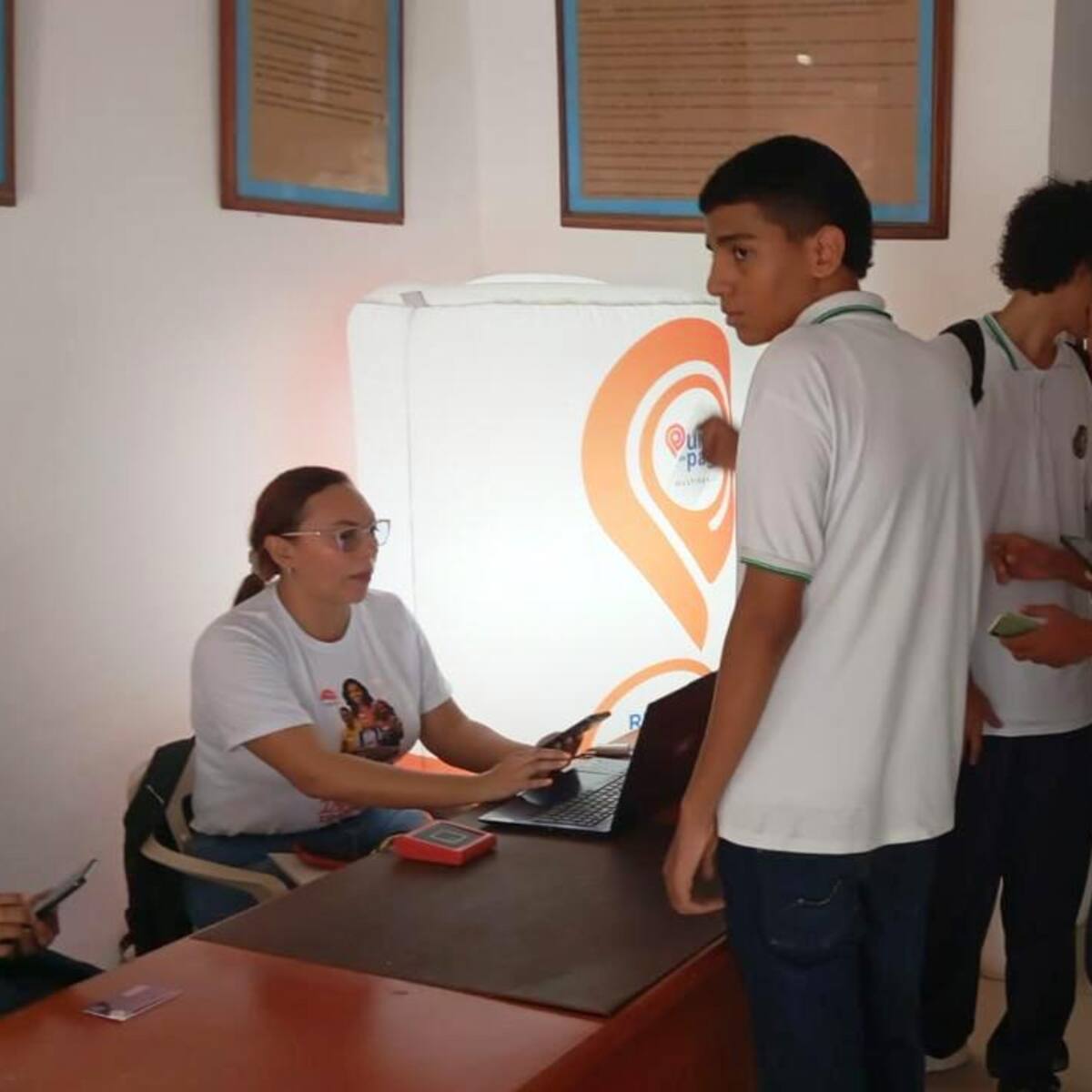 Jornadas de registro y validación de tarjetas TransCaribe en colegios de Cartagena