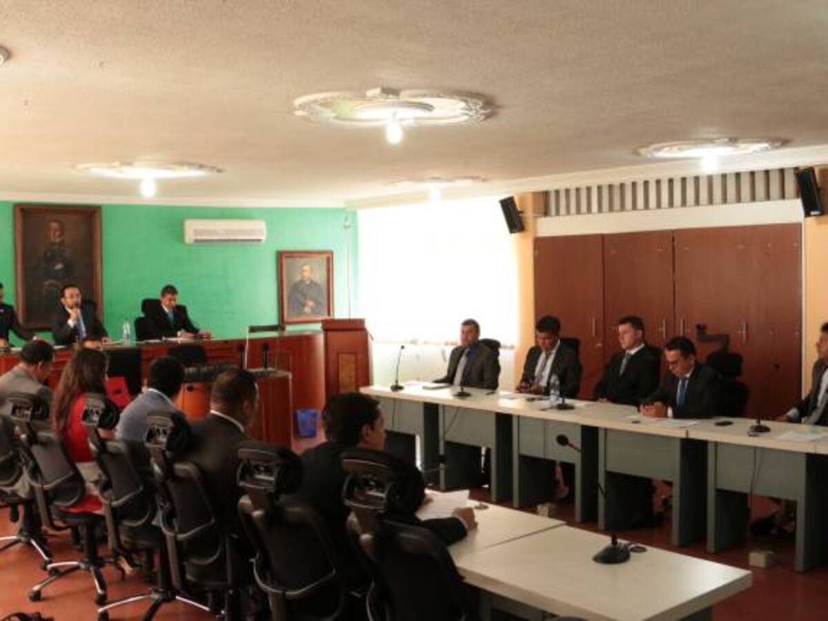 Procuraduría formula cargos contra exconcejales y exalcalde de San Gil