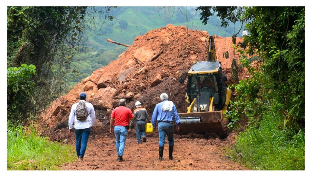 Vía Prado - Dolores afectada por derrumbe