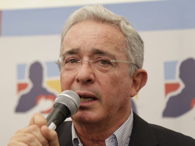 Uribe: Santos nada tuvo que ver en la ‘operación Jaque’