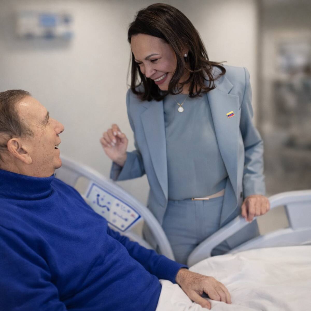 Edmundo González, en el hospital, no estará con Machado en cita con venezolanos en Madrid