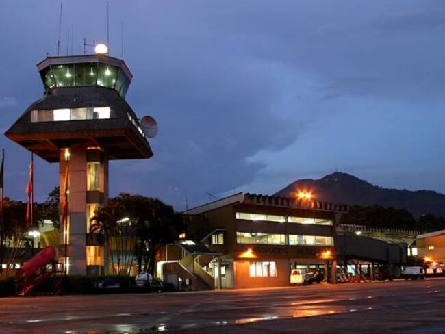 Con una proyección de 1'600.000 pasajeros a al año se entregó el Aeromatecaña