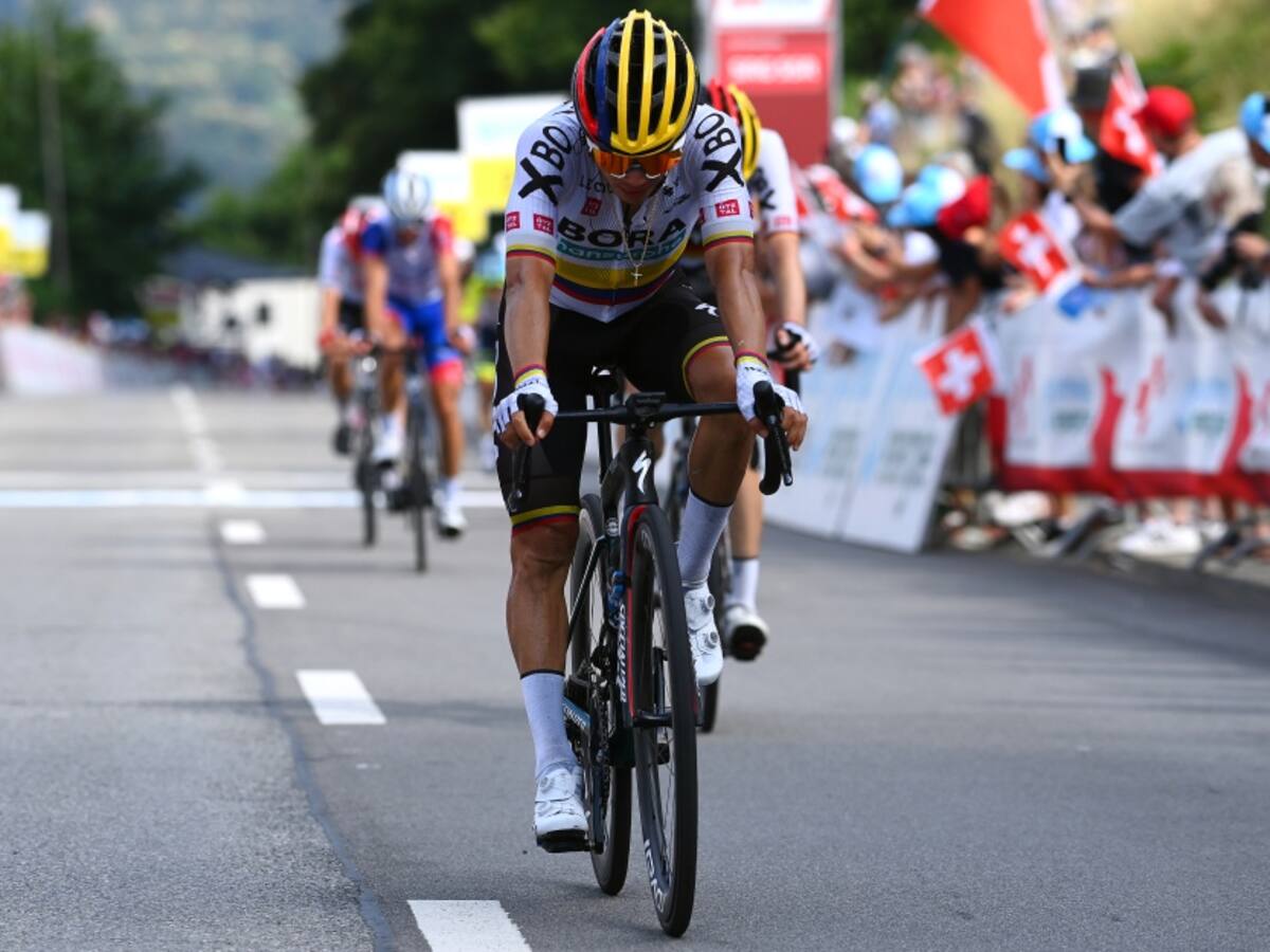 Sergio Higuita se metió al Top 10 de la general del Tour de Suiza