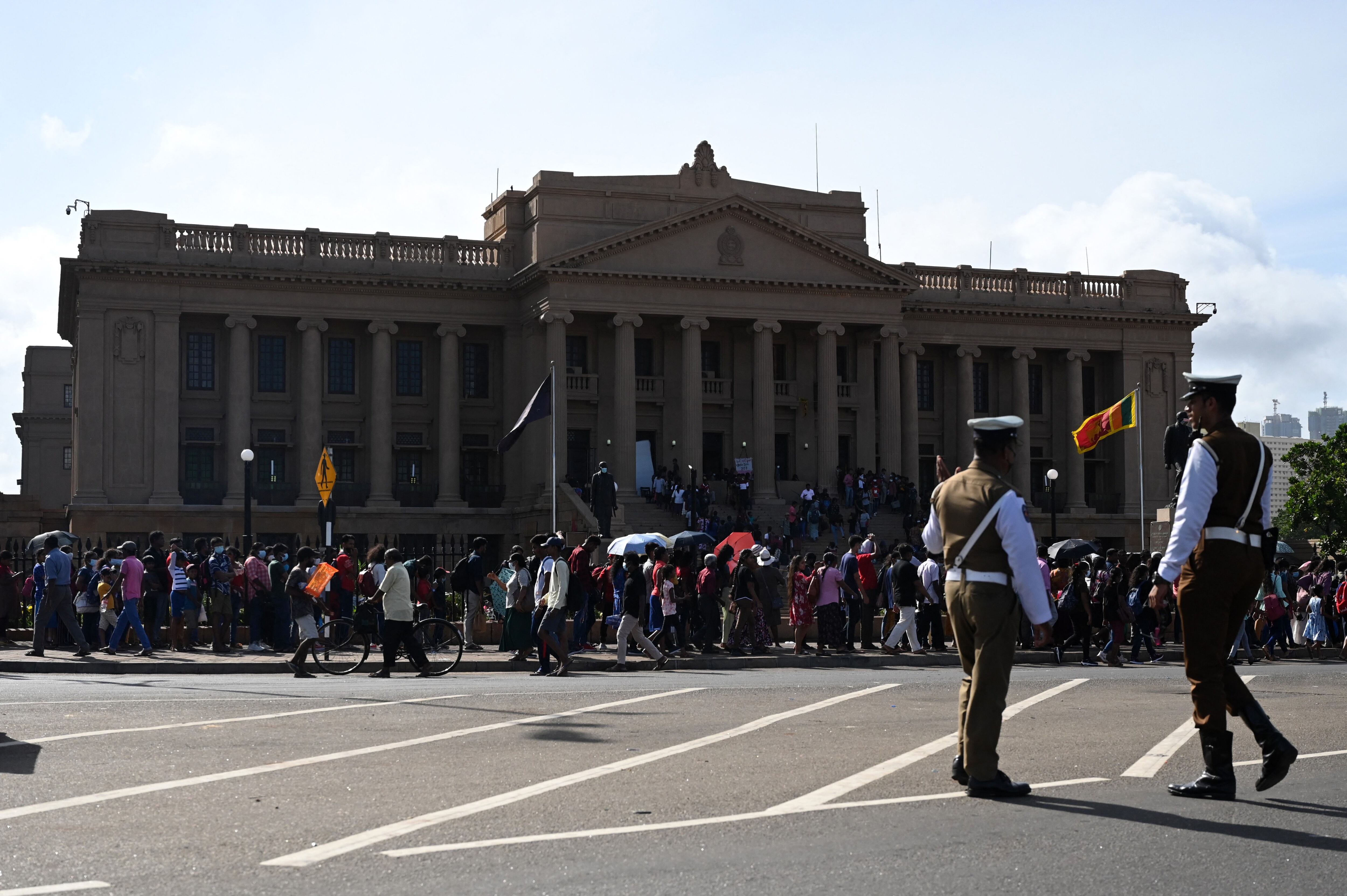 El palacio presidencial en Sri Lanka en medio de las manifestaciones. (Photo by Arun SANKAR / AFP) (Photo by ARUN SANKAR/AFP via Getty Images)