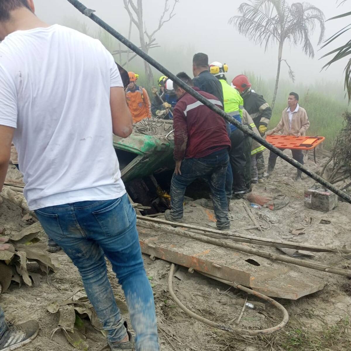 Dos muertos y doce heridos dejó aparatoso accidente de Tránsito en La Línea