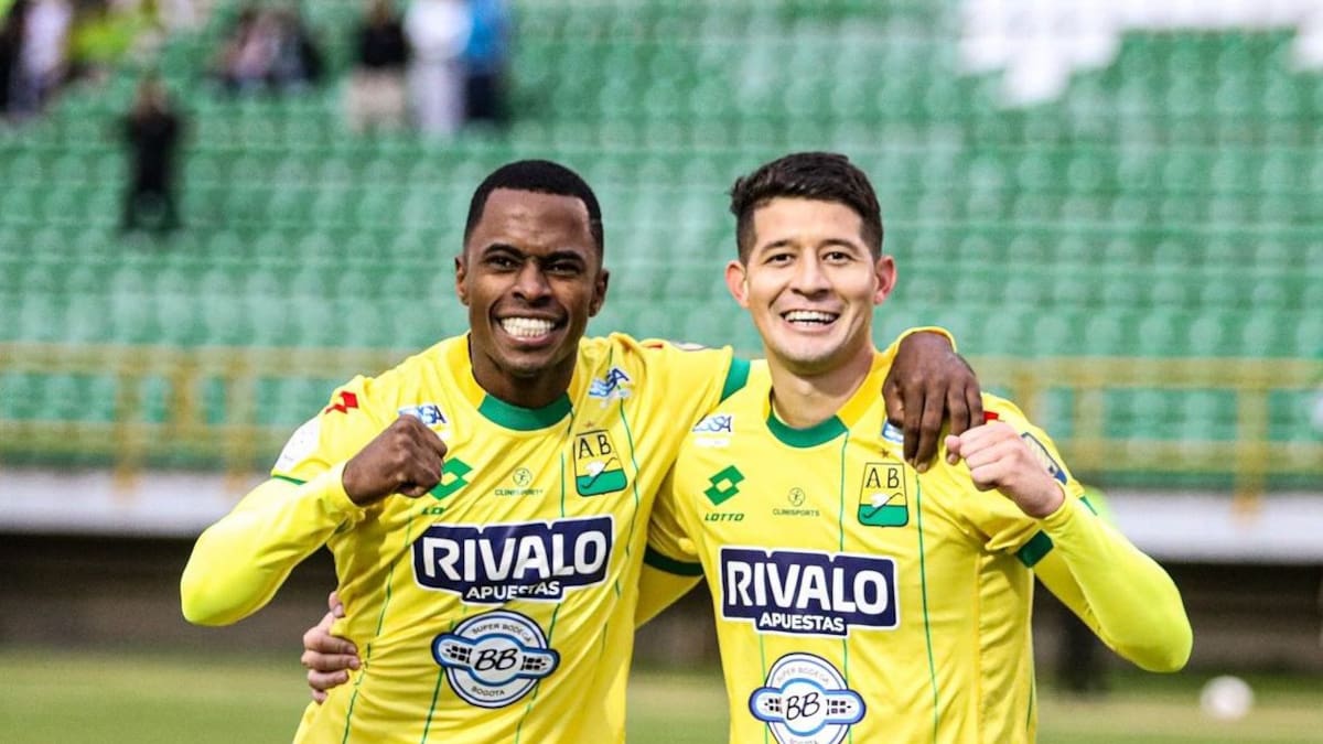 Bucaramanga logra un triunfo agónico en Tunja con 10 jugadores