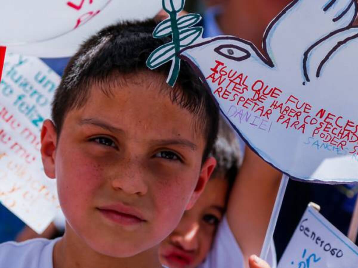 Nunca se debe sancionar un niño con la "fuerza bruta”: Corte Constiticional