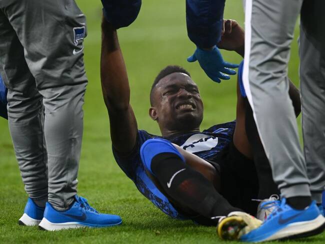 Preocupación en la Selección: Jhon Córdoba salió lesionado con el Hertha