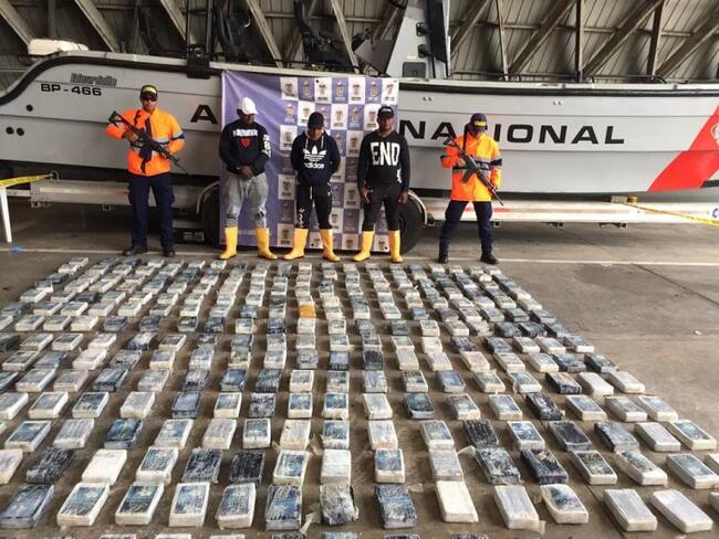 Capturados colombianos y ecuatorianos en aguas del pacífico con cocaína