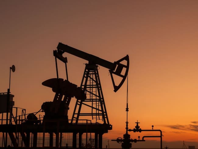 Gobierno expide regulación de la producción de petróleo costa afuera
