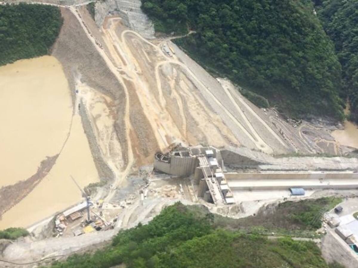 Advierten a Santos que situación a Hidroituango llegaría a nivel crítico