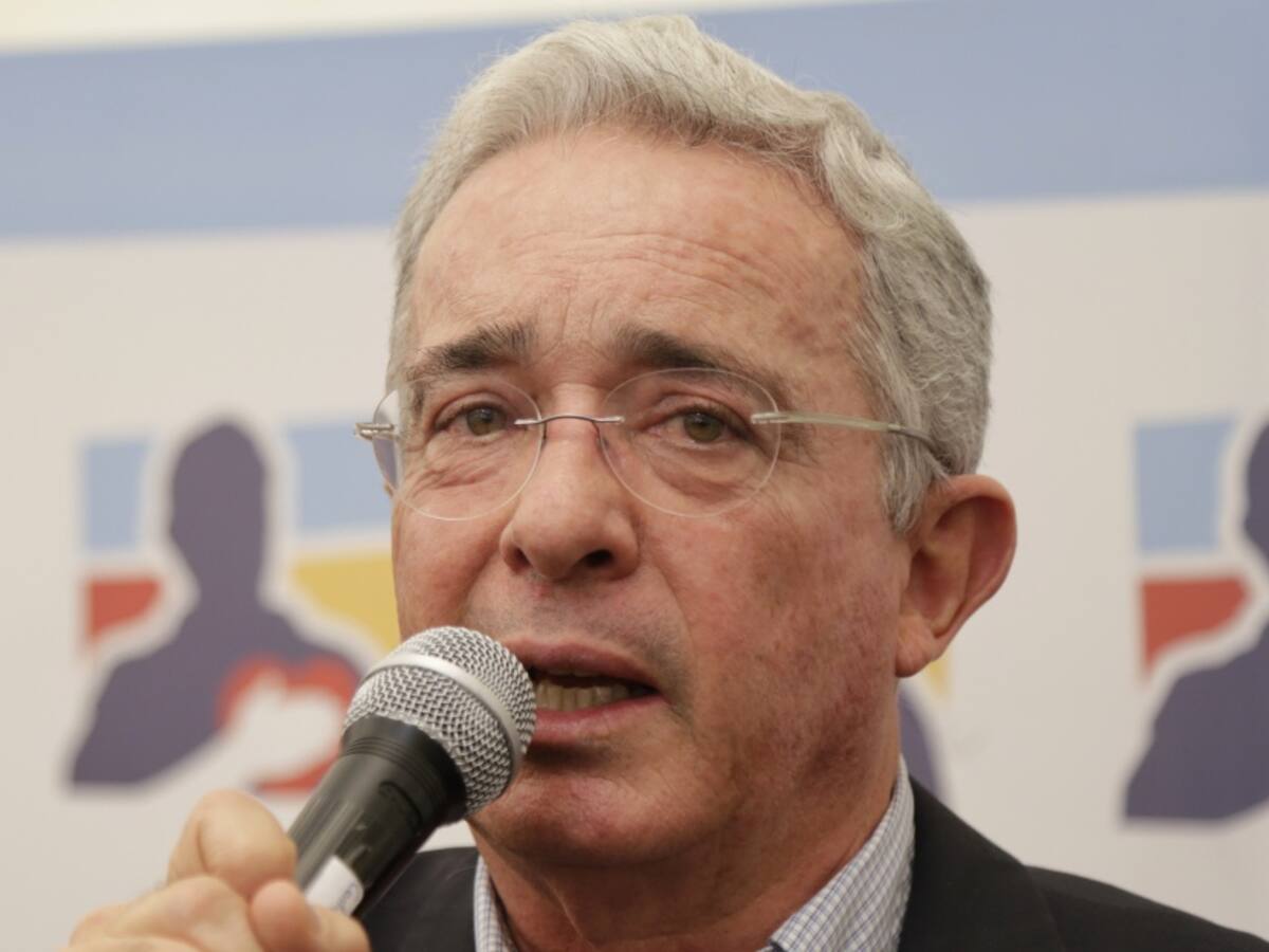 Centro Democrático niega haber organizado plan para atacar a periodistas